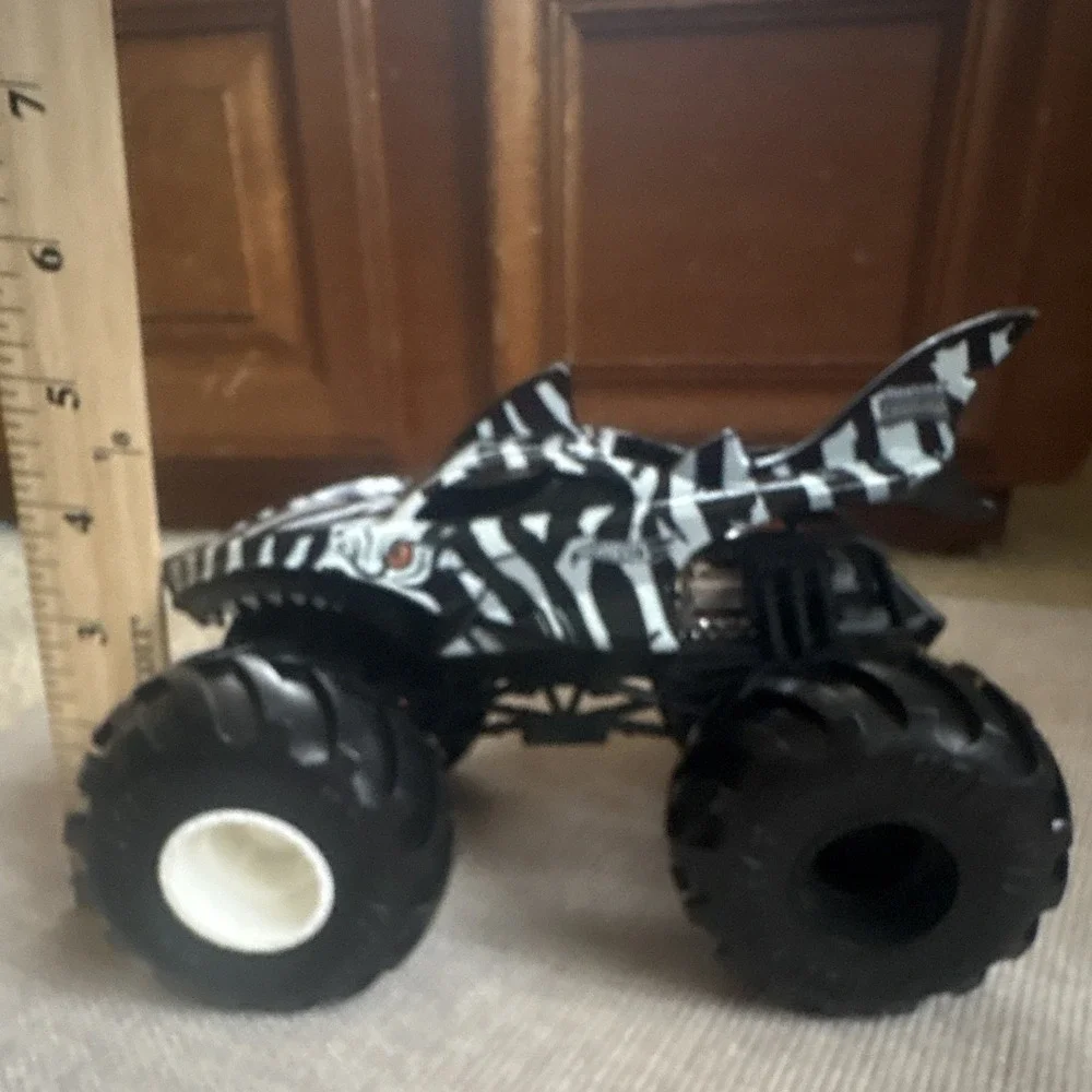 Hot Wheels Monster Jam Shark Monster Truck Toy Vehicle, Black & White Zebra